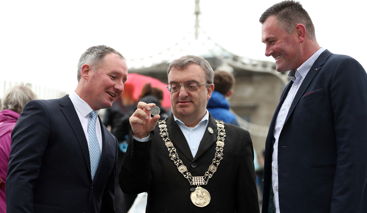 Ha'Penny Bridge coin launch Ha'Penny Bridge coin launch